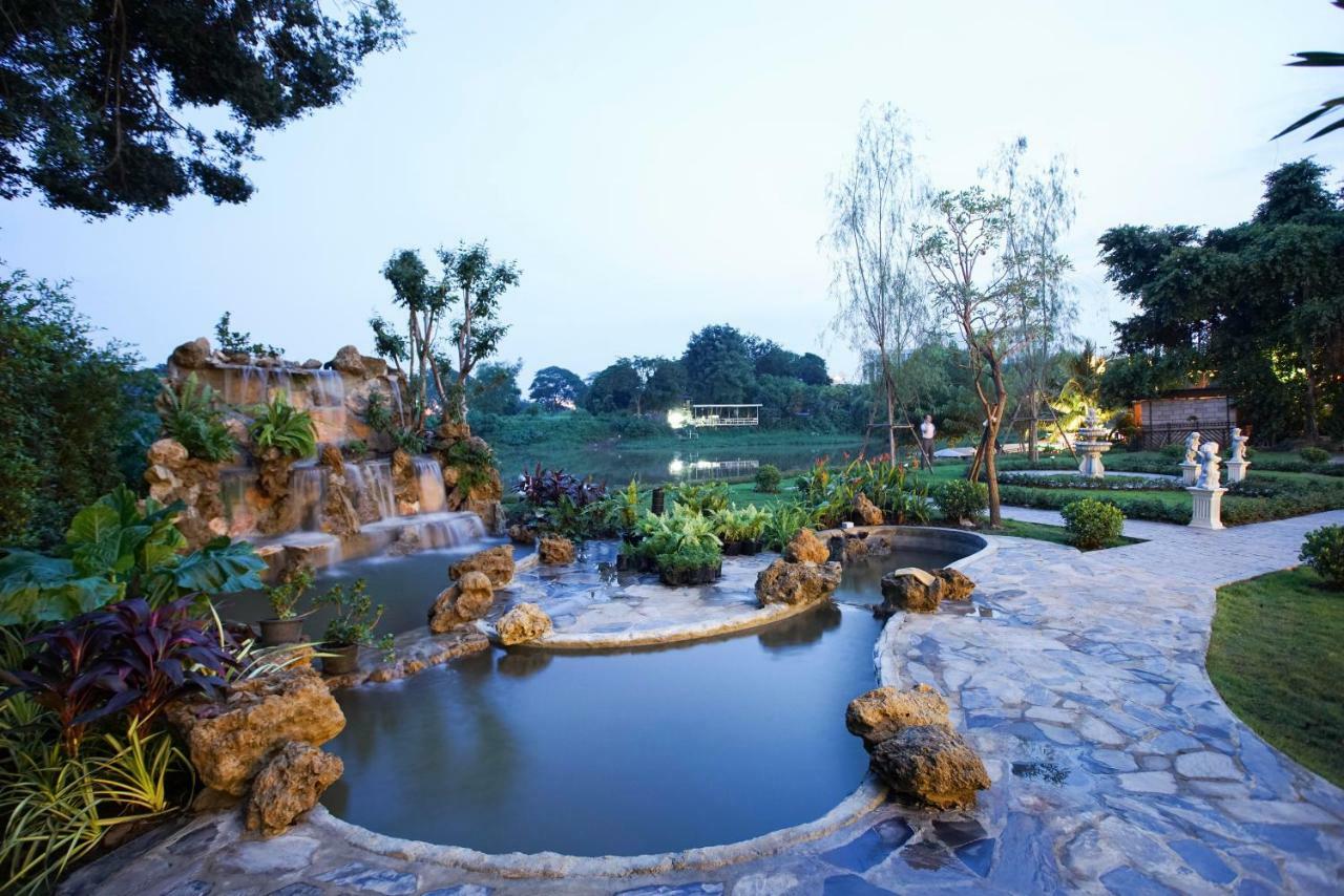 Nantra Chiangmai Riverfront Hotel Chiang Mai Bagian luar foto